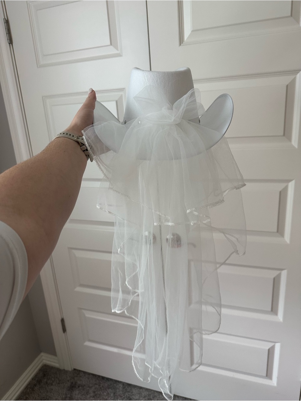 White Cowgirl Hat with Veil - Women's Western Accessory - Picture 2 of 6